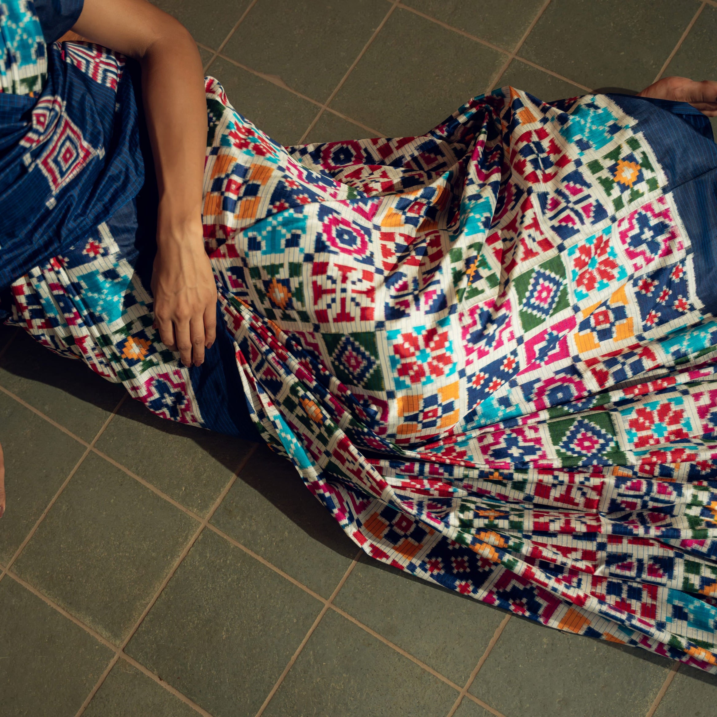 Geometric Weave Double Ikkat Saree